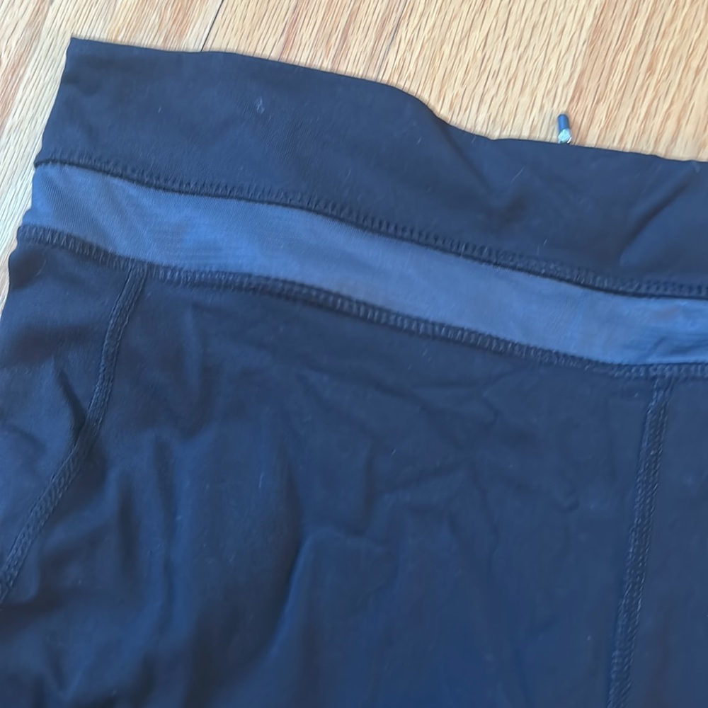 Workout Capris - Picture 2 of 3